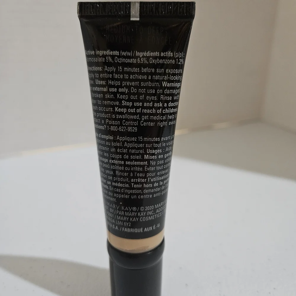 Mary Kay CC Cream SPF 15  COLOR Medium To Deep - Picture 2 of 9
